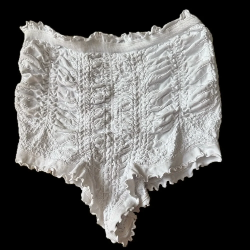 Free People’s Chloe Ruched Ruffle White Shorties Size M/L